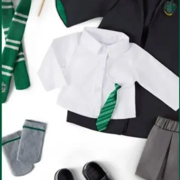 Harry Potter Hogwarts Slytherin School Uniform for 18” Doll Robe Shoes Wand - Picture 2 of 4